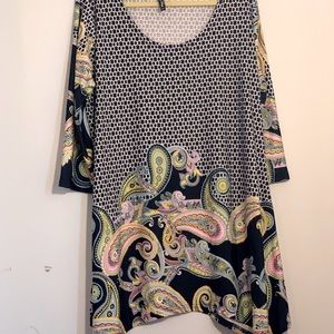 White Mark Sharkbite Tunic